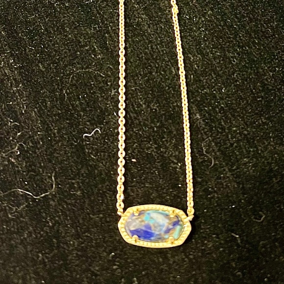 Kendra Scott Elisa Pendant in Veined Turquoise - Picture 3 of 4
